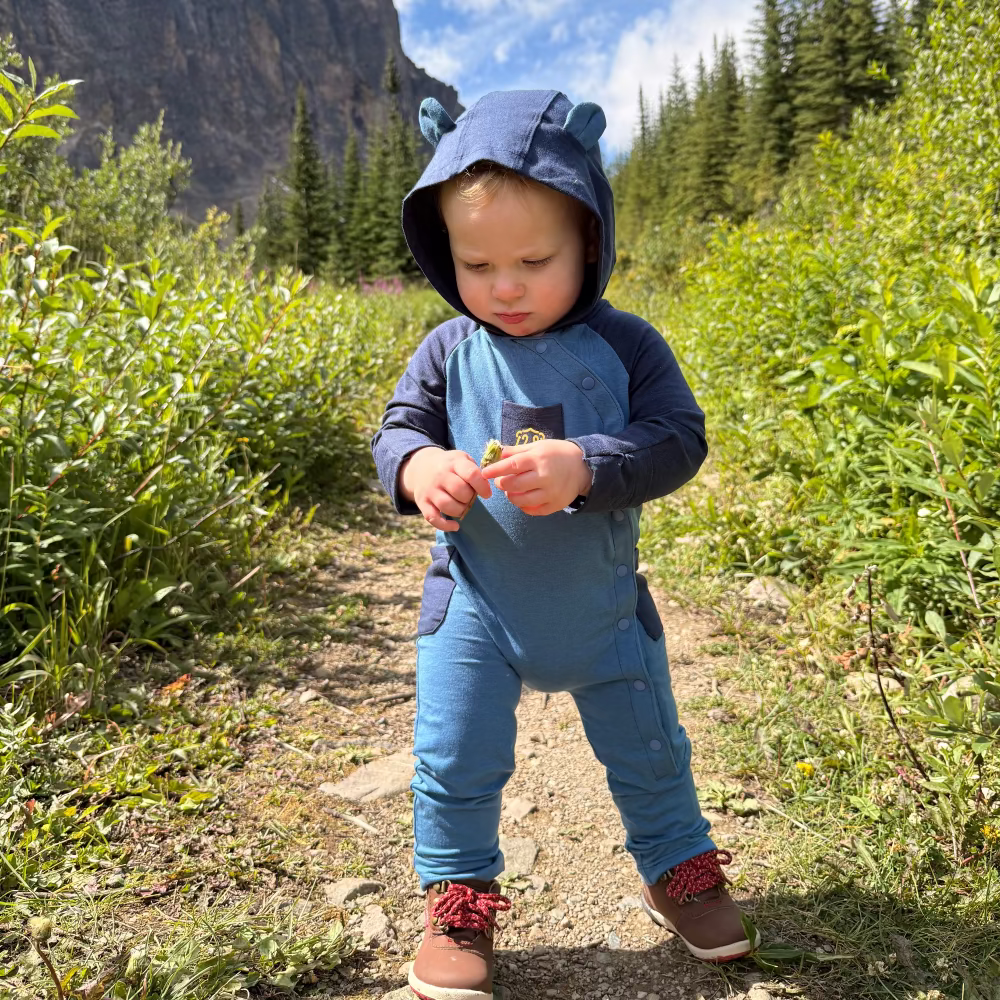 The New Parent’s Guide to Baby Sun Protection (0–24 Months)